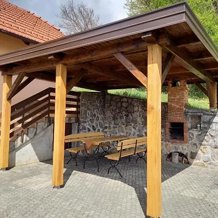 Peaceful, Cosy Near Kolpa River